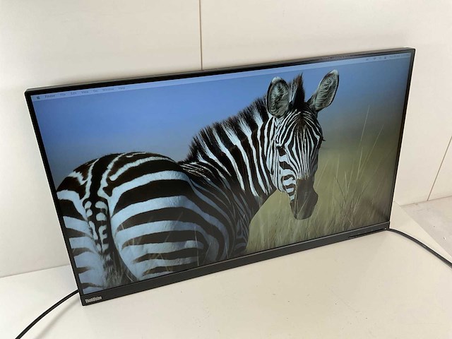 Lenovo (p32p-20) 32”, 3840x2160 (uhd) ips monitor - afbeelding 2 van  6