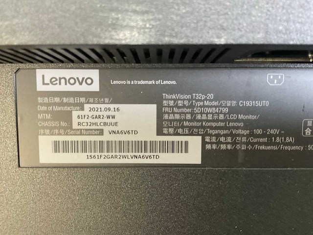 Lenovo (p32p-20) 32”, 3840x2160 (uhd) ips monitor - afbeelding 6 van  6