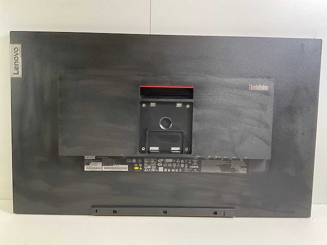 Lenovo (p32p-20) 32”, 3840x2160 (uhd) ips monitor - afbeelding 4 van  6