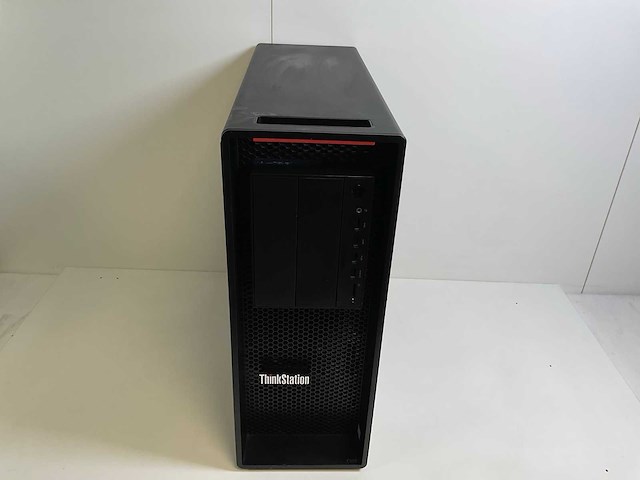 Lenovo p520, xeon (r) w-2135 , 128 gb ram (8 x 16gb), 512gb nvme, nvidia quadro p1000 4gb workstation - afbeelding 1 van  3