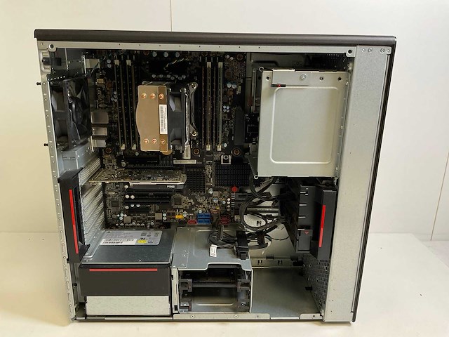 Lenovo p520, xeon (r) w-2135 , 128 gb ram (8 x 16gb), 512gb nvme, nvidia quadro p1000 4gb workstation - afbeelding 3 van  3