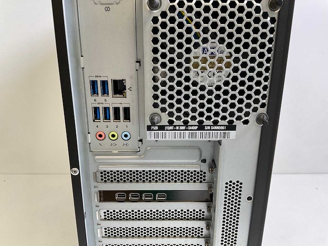 Lenovo p520 , xeon (r) w-2135, 64 gb ram (4x 16gb), 512 gb nvme, nvidia quadro p1000 4gb workstation - afbeelding 7 van  7