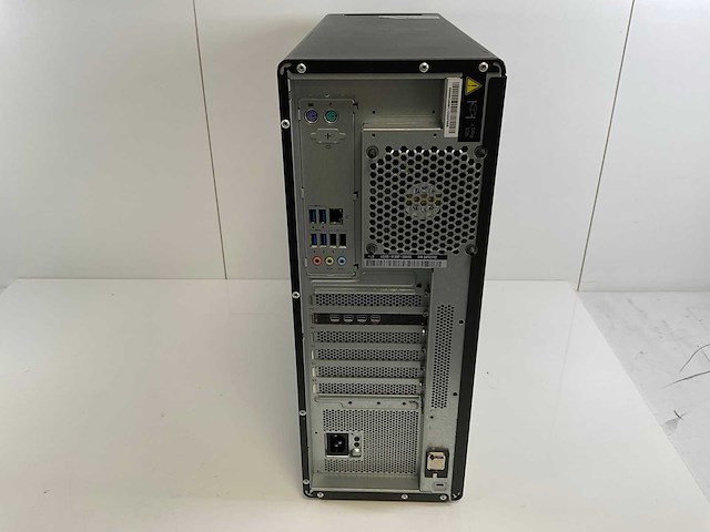 Lenovo p520, xeon(r) w-2135, 128 gb ram, 512 gb nvme, nvidia quadro p1000 4 gb workstation - afbeelding 4 van  5