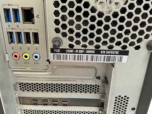 Lenovo p520, xeon(r) w-2135, 128 gb ram, 512 gb nvme, nvidia quadro p1000 4 gb workstation - afbeelding 5 van  5