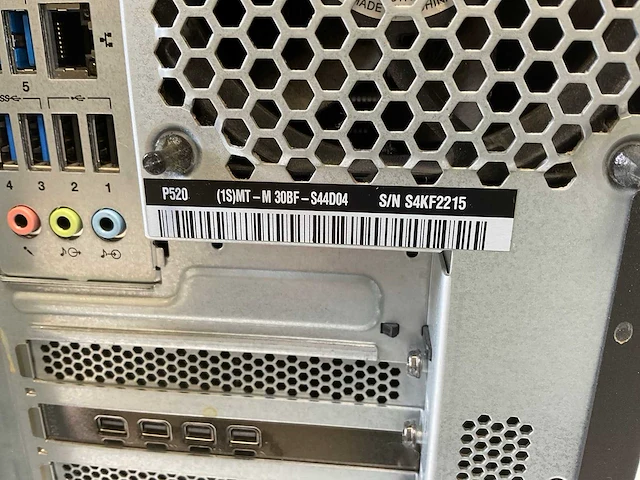 Lenovo p520, xeon(r) w-2135, 128 gb ram(8x 16 gb), 512 gb nvme, nvidia quadro p1000 4gb workstation - afbeelding 5 van  7