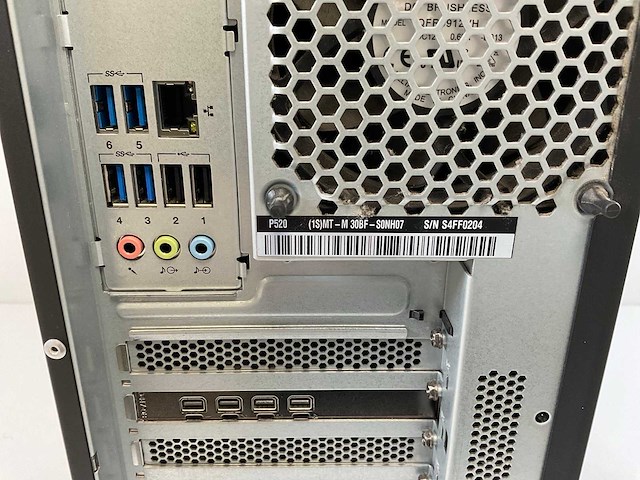 Lenovo p520, xeon(r) w-2135, 128 gb ram(8x 16gb), 512 gb nvme, nvidia quadro p1000 4gb workstation - afbeelding 5 van  6