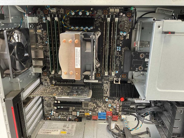 Lenovo p520, xeon(r) w-2135, 128 gb ram(8x 16gb), 512 gb nvme, nvidia quadro p1000 4gb workstation - afbeelding 7 van  7