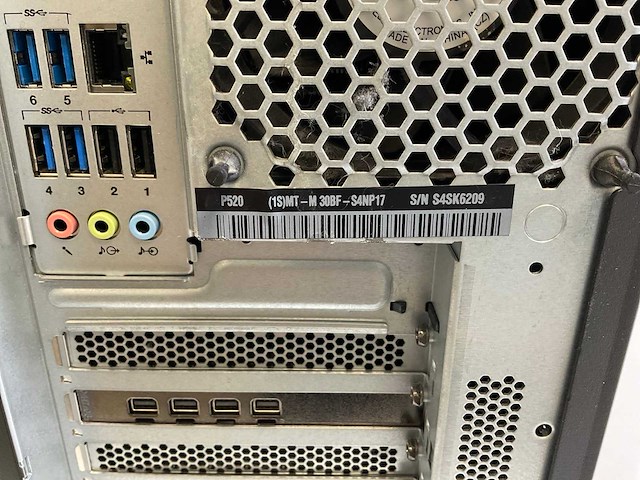 Lenovo p520, xeon(r) w-2135 , 64 gb ram (4x16gb) , 512 gb nvme , 2x nvidia quadro p1000 4 gb workstation - afbeelding 6 van  7