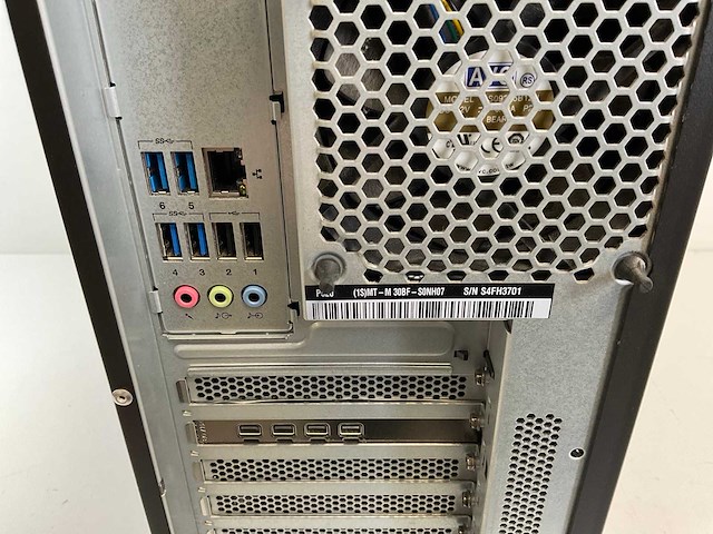 Lenovo p520, xeon(r) w-2135, 64 gb ram (4x16gb), 512 gb nvme, nvidia quadro p1000 4 gb workstation - afbeelding 3 van  3