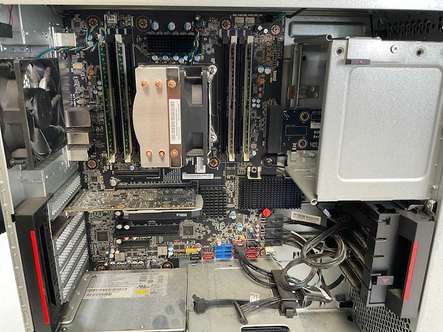 Lenovo p520, xeon(r) w-2135, 64 gb ram (4x16gb), 512 gb nvme, nvidia quadro p1000 4 gb workstation - afbeelding 6 van  6