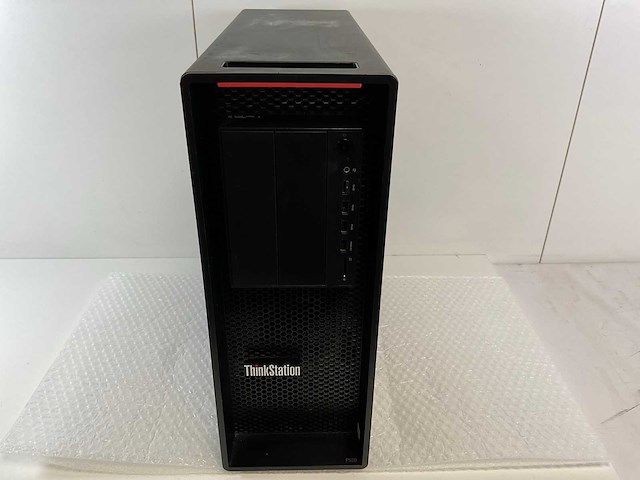 Lenovo p520, xeon(r) w-2135, 64 gb ram (4x16gb), 512 gb nvme, nvidia quadro p1000 4 gb workstation - afbeelding 1 van  6