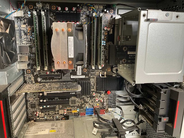 Lenovo p520, xeon(r) w-2135, 64 gb ram (4x16gb), 512 gb nvme, nvidia quadro p1000 4 gb workstation - afbeelding 6 van  6