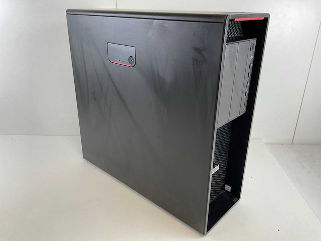 Lenovo p520, xeon(r) w-2135, 64 gb ram (4x16gb), 512 gb nvme, nvidia quadro p1000 4 gb workstation - afbeelding 2 van  6