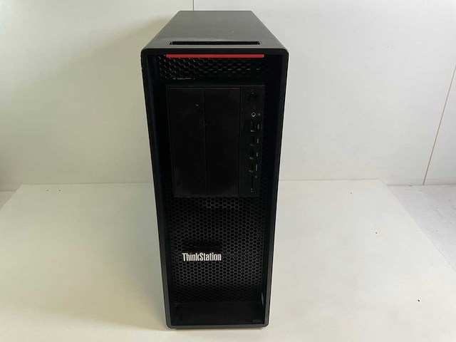 Lenovo p520, xeon(r) w-2135, 64 gb ram (4x16gb), 512 gb nvme, nvidia quadro p1000 4 gb workstation - afbeelding 1 van  6