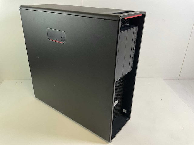 Lenovo p520, xeon(r) w-2135, 64 gb ram (4x16gb), 512 gb nvme, nvidia quadro p1000 4 gb workstation - afbeelding 2 van  6