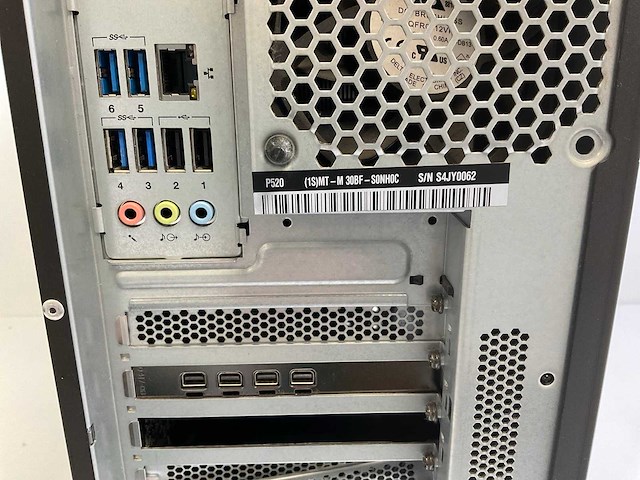 Lenovo p520, xeon(r) w-2135, 64 gb ram (4x16gb), 512 gb nvme, nvidia quadro p1000 4gb workstation - afbeelding 7 van  7