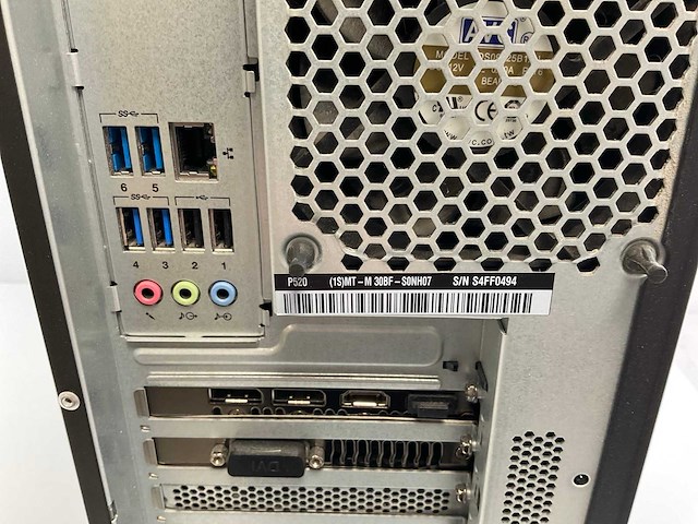 Lenovo p520, xeon(r) w-2135, 64 gb ram, 512 gb nvme, nvidia geforce gtx 1080 ti 11 gb workstation - afbeelding 5 van  5