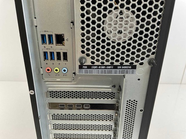 Lenovo p520, xeon(r) w-2135, 64 gb ram, 512 gb nvme, nvidia quadro p1000 4 gb workstation - afbeelding 5 van  5