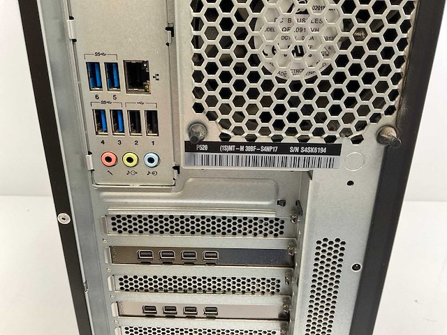 Lenovo p520, xeon(r) w-2135, 64 gb ram, 512 gb nvme, nvidia quadro p1000 4 gb workstation - afbeelding 5 van  5