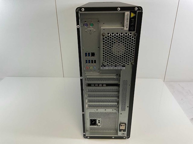 Lenovo p520, xeon(r) w-2135, 64 gb ram, 512 gb nvme, nvidia quadro p1000 4 gb workstation - afbeelding 4 van  5