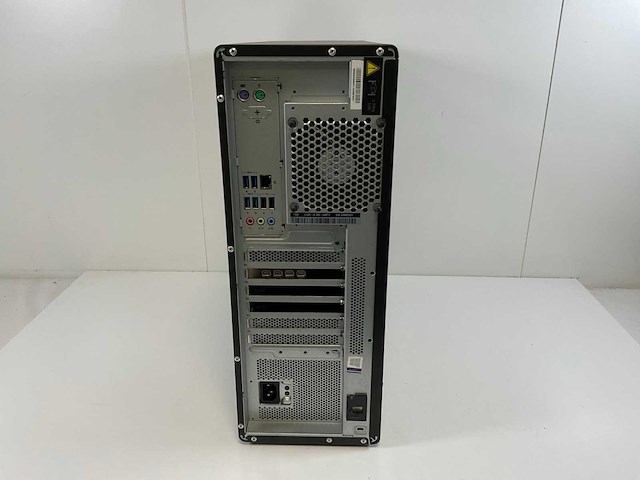 Lenovo p520, xeon(r) w-2135, 64 gb ram(4x 16 gb), 512 gb nvme, nvidia quadro p1000 4gb workstation - afbeelding 2 van  3