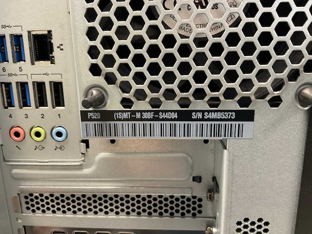 Lenovo p520, xeon(r) w-2135, 64 gb ram(4x 16 gb), no hdd, nvidia quadro p1000 4gb workstation - afbeelding 5 van  5