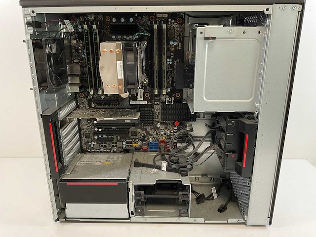 Lenovo p520, xeon(r) w-2135, 64 gb ram(4x 16gb), 512 gb nvme, nvidia quadro p1000 4gb workstation - afbeelding 5 van  7
