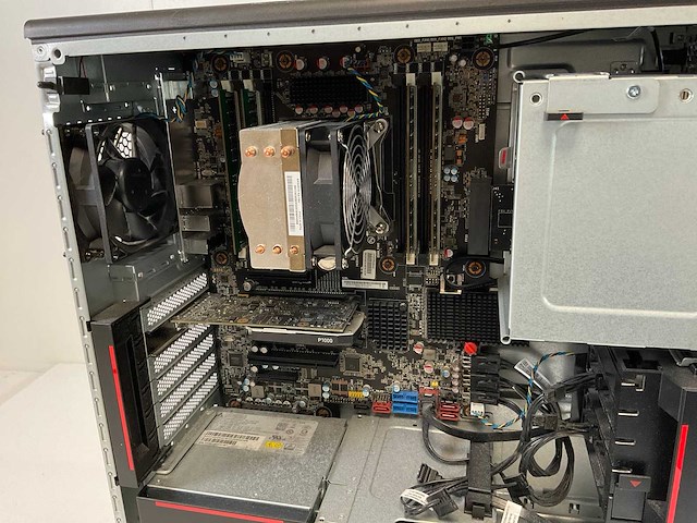 Lenovo p520, xeon(r) w-2135, 64 gb ram(4x 16gb), 512 gb nvme, nvidia quadro p1000 4gb workstation - afbeelding 7 van  7