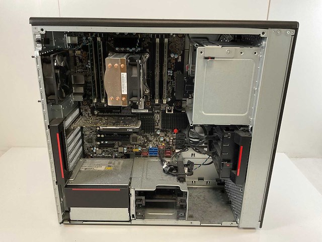 Lenovo p520, xeon(r) w-2135, 64 gb ram(4x 16gb), 512 gb nvme, nvidia quadro p1000 4gb workstation - afbeelding 6 van  7