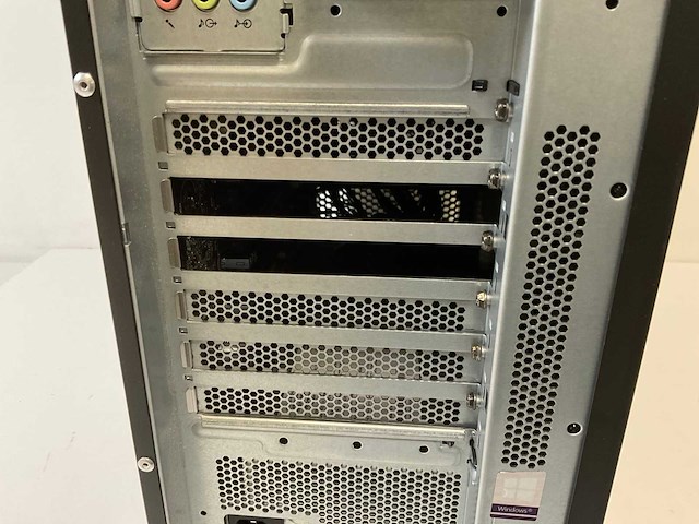 Lenovo p520, xeon(r) w-2255, 64 gb ram, 1 tb nvme - 512 gb nvme workstation - afbeelding 2 van  3