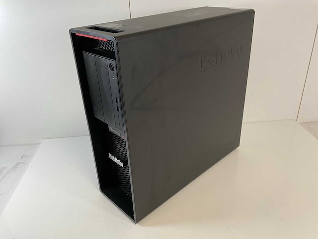 Lenovo p620, amd ryzen threadripper pro 3945wx, 128 gb ram, 1 tb nvme, amd radeon pro wx 3200 4 gb workstation - afbeelding 3 van  5