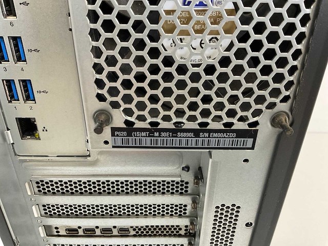 Lenovo p620, amd ryzen threadripper pro 3945wx, 128 gb ram, 1 tb nvme, amd radeon pro wx 3200 4 gb workstation - afbeelding 5 van  5