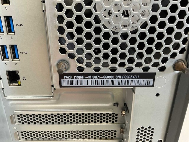 Lenovo p620, amd ryzen threadripper pro 3945wx, 128 gb ram (8x16gb), 1 tb nvme, amd radeon pro wx 3200 4 gb workstation - afbeelding 5 van  6