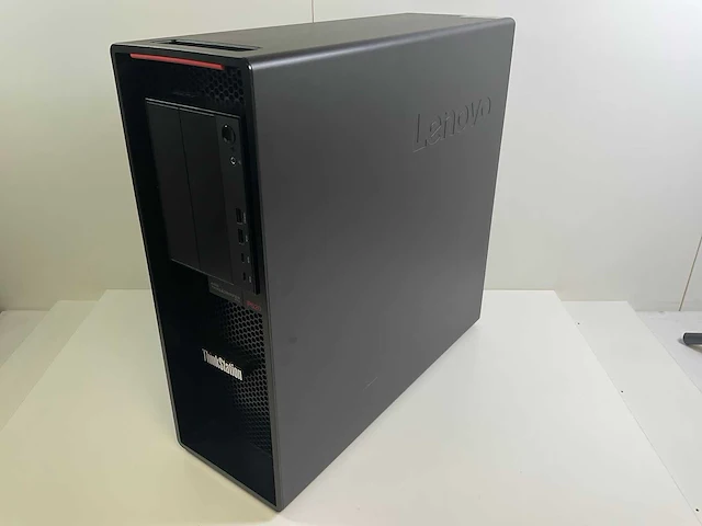 Lenovo p620, amd ryzen threadripper pro 3945wx, 128 gb ram (8x16gb), 1 tb nvme, amd radeon pro wx 3200 4 gb workstation - afbeelding 3 van  6