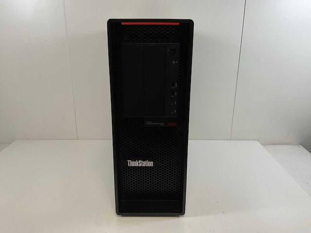 Lenovo p620, amd ryzen threadripper pro 3945wx, 128 gb ram(8x 16gb), 1 tb nvme, amd radeon pro wx 3200 4gb workstation - afbeelding 1 van  4