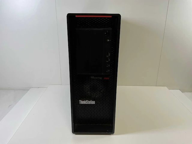 Lenovo p620, amd ryzen threadripper pro 3995w, 256 gb ram(8x 32 gb), 2 tb nvme, amd radeon pro wx 3200 4gb workstation - afbeelding 1 van  7