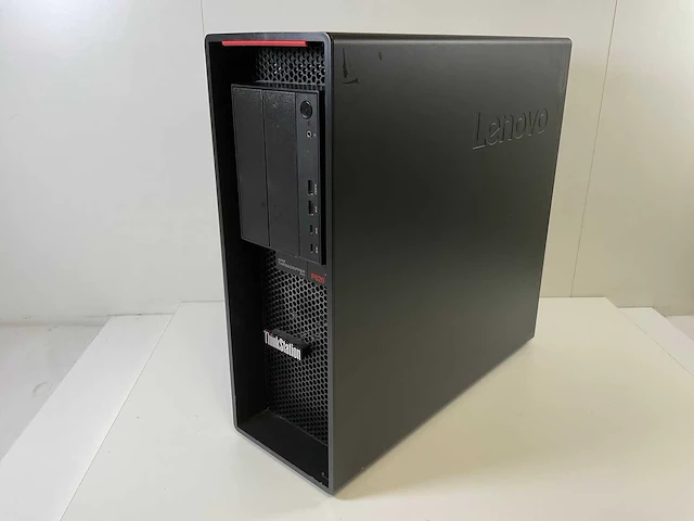 Lenovo p620, amd ryzen threadripper pro 3995w, 256 gb ram(8x 32 gb), 2 tb nvme, amd radeon pro wx 3200 4gb workstation - afbeelding 3 van  7