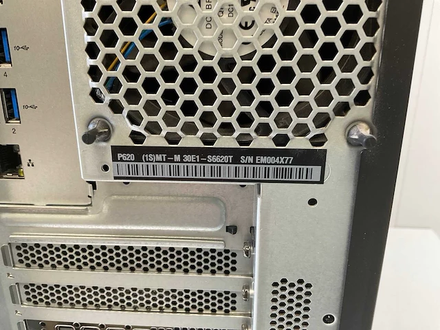 Lenovo p620, amd ryzen threadripper pro 3995w, 256 gb ram(8x 32 gb), 2 tb nvme, amd radeon pro wx 3200 4gb workstation - afbeelding 5 van  7