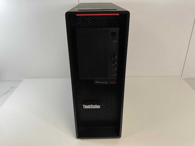 Lenovo p620, amd ryzen threadripper pro 3995wx, 256 gb ram, 2 tb nvme, amd radeon pro wx 3200 4 gb workstation - afbeelding 1 van  5