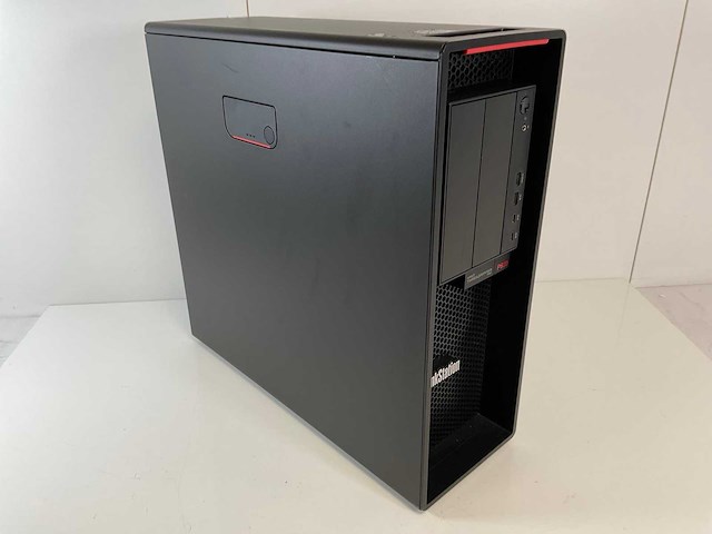 Lenovo p620, amd ryzen threadripper pro 3995wx, 256 gb ram, 2 tb nvme, amd radeon pro wx 3200 4 gb workstation - afbeelding 2 van  5