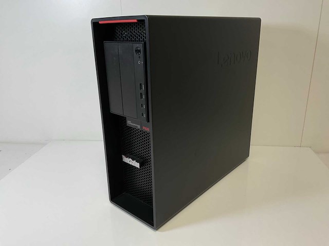 Lenovo p620+, amd ryzen threadripper pro 3995wx, 256 gb ram, 2 tb nvme, amd radeon pro wx 3200 4gb workstation - afbeelding 2 van  3
