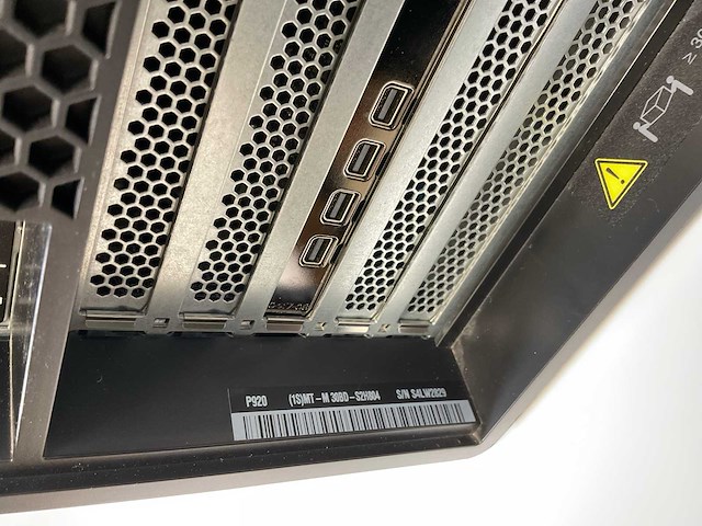 Lenovo p920, 2x xeon(r) gold 6154, 192 gb ram, 1 tb nvme, nvidia quadro p1000 4gb workstation - afbeelding 3 van  3