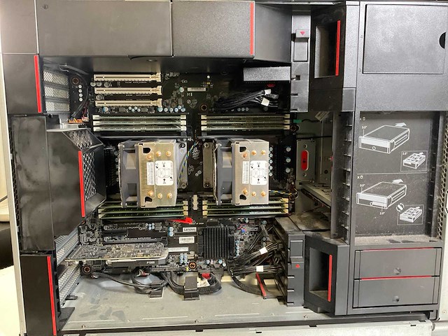 Lenovo p920, 2x xeon(r) gold 6154, 192 gb ram (12x16gb), 1 tb nvme, nvidia quadro p1000 4 gb workstation - afbeelding 6 van  7