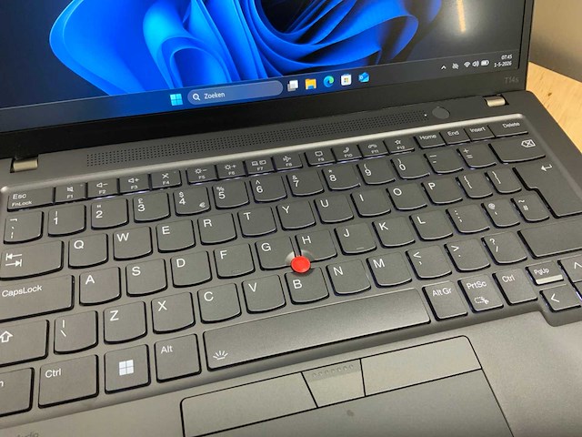Lenovo t14s gen3 laptop - afbeelding 3 van  9