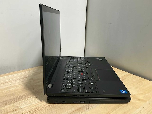 Lenovo thinkbook t15 gen2(i5-gen11) laptop (2x) - afbeelding 4 van  9