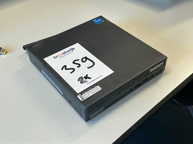 Lenovo thinkcentre m70q g3 i5 8gb 256ssd w11p desktop (2x) - afbeelding 2 van  3