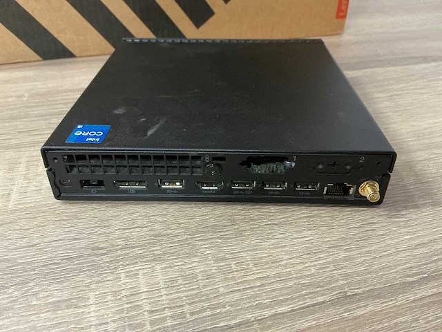 Lenovo thinkcentre m70q gen 2 desktop - afbeelding 4 van  6
