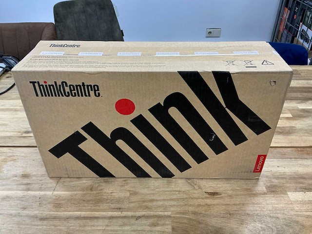 Lenovo thinkcentre m70q gen 3 - afbeelding 2 van  3