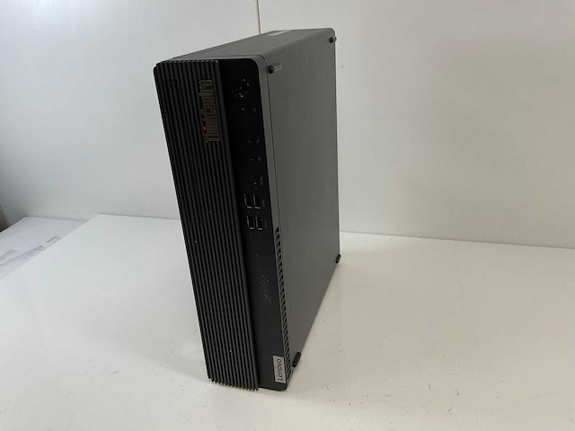 Lenovo thinkcentre m70s, core(tm) i5 10th gen, 8 gb ram, 256 gb nvme desktop - afbeelding 4 van  6