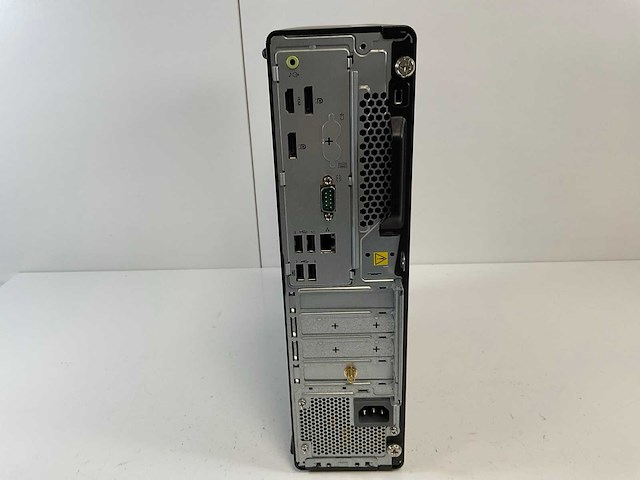 Lenovo thinkcentre m70s, core(tm) i5 10th gen, 8 gb ram, 256 gb nvme desktop - afbeelding 5 van  6